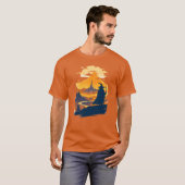 Old Wanderer Gazing at a Mystical City Fantasy T-Shirt (Vorne ganz)