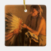 Old War Bonnet von Joseph Henry Sharp Keramikornament (Vorderseite)