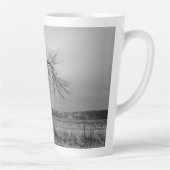 Old Winter Tree Latte Tasse (Rechts)