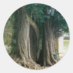 Old Yew Trees Runder Aufkleber