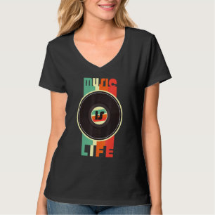 Oldschool Music Ghetto Blaster Vintag Style T-Shirt