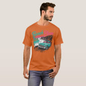 Oldtimer, der entlang der Küste fährt Freund Gesch T-Shirt (Vorne ganz)