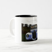 Oldtimer-LKW Zweifarbige Tasse (Vorderseite Links)