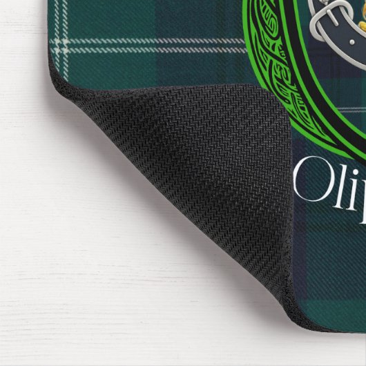 Oliphant Scottish Clan Tartan and Crest Mousepad (Ecke)