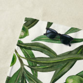 Olive-Äste auf weißer Seite Strandtuch (Beispiel)
