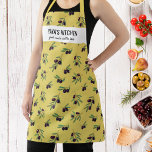 Olive Branch, Restaurant Koch Cook Individuelle Na Schürze<br><div class="desc">Fun Schürze mit einem Muster handgezeichneter Olivenzweige und zwei Textzeilen. Fügen Sie den Namen einer Person, den Namen Ihrer Mutter oder Großmutter, einen Restaurantnamen, einen Café oder einen Ladennamen hinzu oder löschen Sie Text und Rechteck und verwenden Sie einfach das Muster. Ideal für griechische und italienische Restaurants, aufstrebende Koch, Geburtstagspartys,...</div>