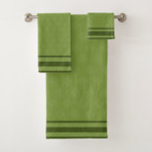 Olive Green Geometric Pattern Badetuch Set (Insitu)
