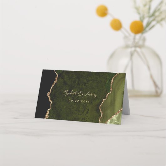 Olive Green Gold Agate Script Hochzeitstisch Platzkarte (Rückseite)