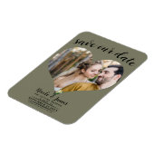 Olive Green Heart Foto Wedding Save the Date Magnet (Linke Seite)