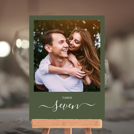 Olive Green Minimalistisch Elegantes Script Foto Tischnummer