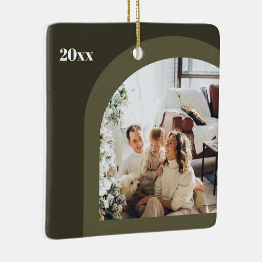 Olive Green Modern Arch Photo Modern 2023 Keramikornament (Rechts)