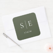 Olive Green Monogram Wedding Quadratischer Aufkleber (Umschlag)