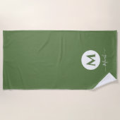 Olive Green Personalisiert Monogram Beach Handtuch (Vorderseite)
