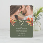 Olive Green Rustic Fall Foto Hochzeit Einladung (Stehend Vorderseite)