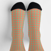 Olive Green Salmon Pink Checker Diamond Pattern Socken (Oben)