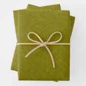 Olive green surface with subtle swirling pattern geschenkpapier set (Beispiel)