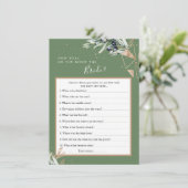 Olive Greenery Wer die Bride Best Game Card kennt Einladung (Stehend Vorderseite)