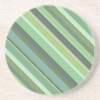 Olive-grüne Diagonalstreifen