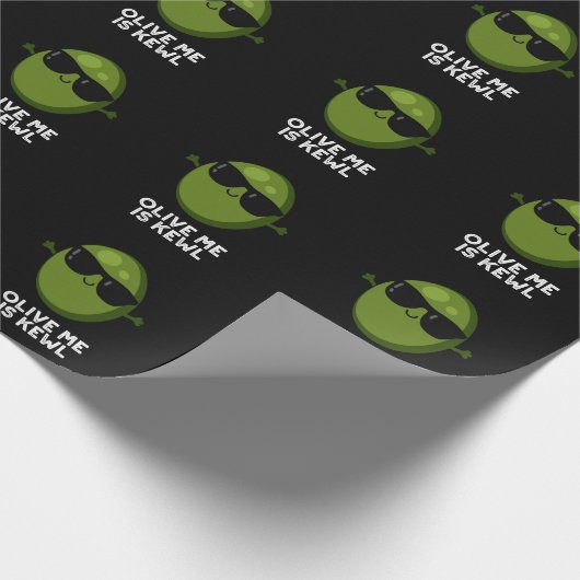 Olive Me is Kewl Cool Olive Puppe Dark BG Geschenkpapier (Ecke)
