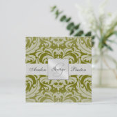 Olive Monogram Damask Hochzeitseinladung Einladung (Stehend Vorderseite)