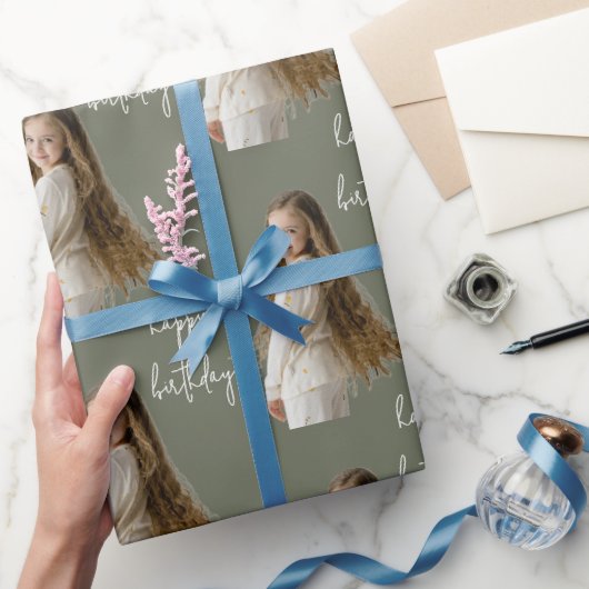 Olive Moss & Custom Birthday Text and Foto - Geschenkpapier (Schenken)