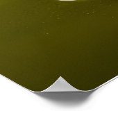 Olive Velvet: Klassisches Martini-Stillleben Poster (Ecke)