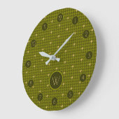 Olive with Gold Accent Houndstooth Clock Große Wanduhr (Winkel)