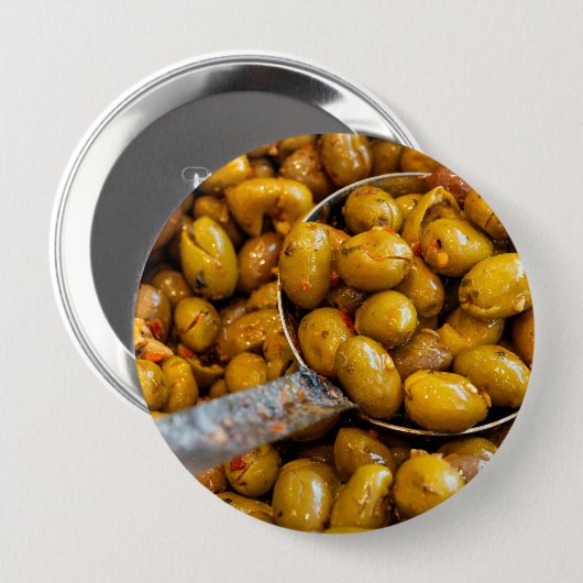 Oliven der Sorte Nocellara Etnea Button (Vorne & Hinten)