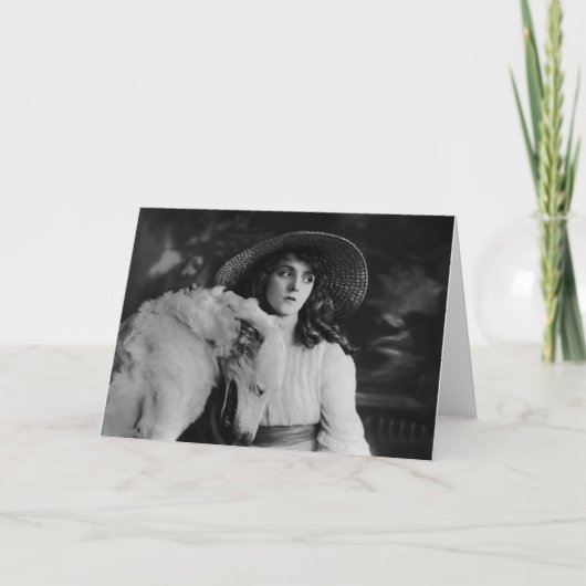 Oliven Thomas mit lachendem Hund. Karte (Vorderseite)