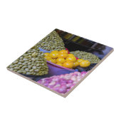 Oliven und Limonen auf dem Markt Fliese (Seite)