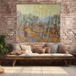 Olivenbäume, Vincent van Gogh Wandteppich<br><div class="desc">Das ist eine von fünfzehn Leinwand Olivenbäumen, die von Juni bis Dezember 1889 von van Gogh ausgeführt wurden. Anfang des Jahres hatte er sich im Asyl von St. Paul, in der Stadt St. Rémy in Südfrankreich, wo er seine tiefgründigsten Werke erschaffen würde, verinnerlicht. Die lebhaften Orangen und Gelben deuten darauf...</div>
