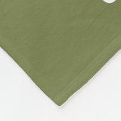 Olivgrüner Weidenzweig mit Monogramm Fleecedecke (Ecke)