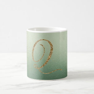 Olivgrünes Gold Glitter-Buchstabe Q Kaffeetasse