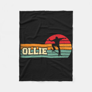 Ollie - Vintage Skateboarding-Kunst Fleecedecke