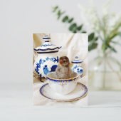 Ölmalteffekt Kick and Tee Cup in Studio Postkarte (Stehend Vorderseite)