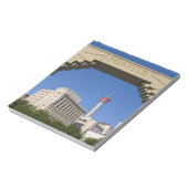 Olympic Plaza und Calgary Tower, Alberta, Kanada Notizblock (Rotiert)