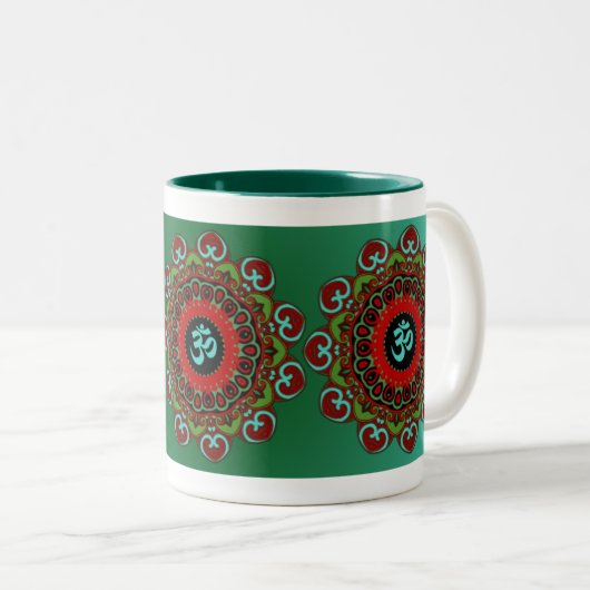 OM der Chaos-Tasse - friedlich Zweifarbige Tasse (VorderseiteRechts)