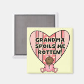 OM Girl Oma verwöhnt Sie mit Geschenken und Gesche Magnet (Vorderseite/Rückseite)