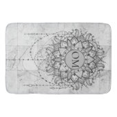 OM Mandala auf Silbermarmor Badematte (Vorderseite)
