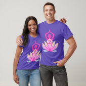 OM Namaste Spirituelle Lotus Blume Yoga auf Lila T-Shirt (Unisex)