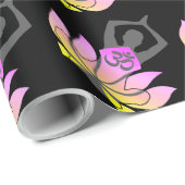 OM Namaste Spirituelle Lotus Blume Yoga Pose Geschenkpapier (Rolleneckpunkt)