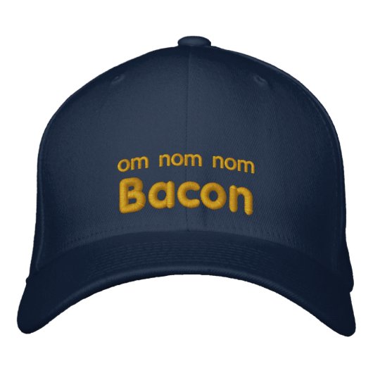 OM NOM NOM BACON LIEBE BESTICKTE KAPPE (Vorderseite)