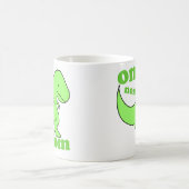 OM nom nom Dinosaurier chompss Kaffeetasse (Mittel)