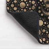 OM Symbol - Dot Art - Schwarz und Gold Mousepad (Ecke)
