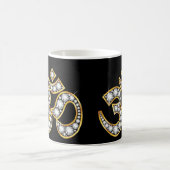 Om Symbol mit "Diamond" Stones Kaffeetasse (Mittel)