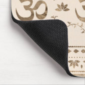 OM-Symbol-Ornament - Pastellgold Mousepad (Ecke)