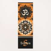 Om und Mandala in Orange und Black Yogamatte (Vorderseite)