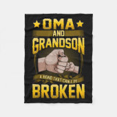 Oma And Grandson A Bond That Can't Be Broken Shirt Fleecedecke (Vorderseite)