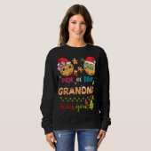 Oma Baby Gender Reveal Christmas Gingerbread B Sweatshirt (Vorne ganz)