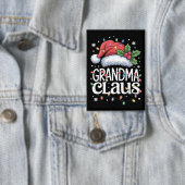 Oma Claus Christmas Lights Pajama Familienspiel Button (Insitu)